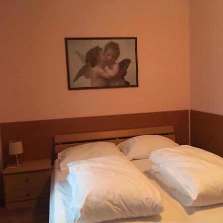 Penzion T&T Cheb Buitenkant foto